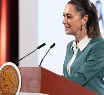 Presidenta presenta la estrategia “México te abraza” en atención a migrantes mexicanos